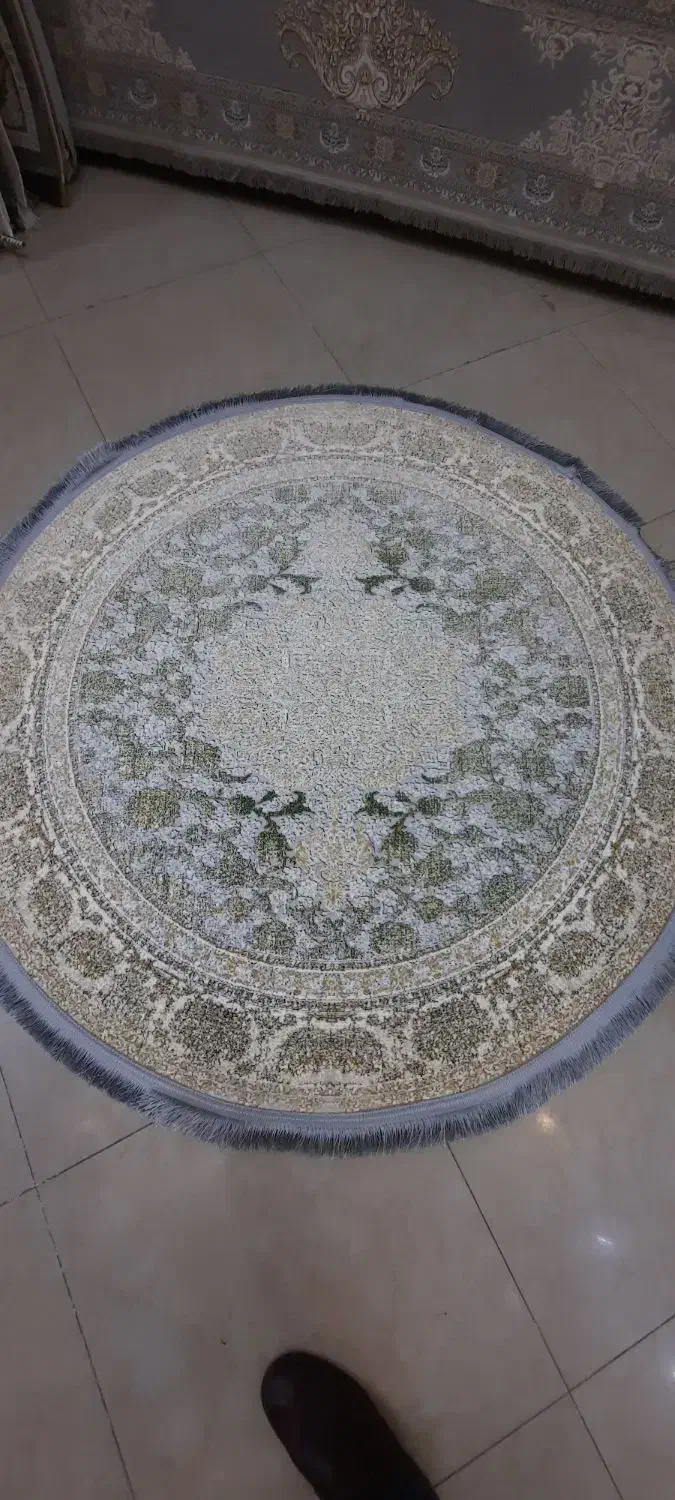 قالیچه دایره ۱×۱گرد برجسته تمام نخ آکرولیک|فرش|مشهد, امیر|دیوار