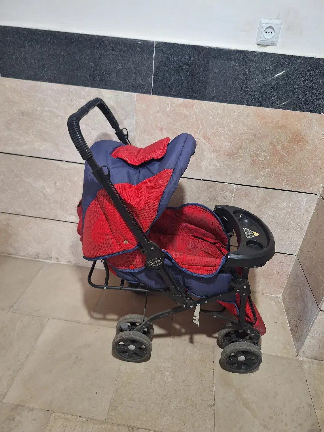 کالسکه|کالسکه و لوازم جانبی|خوی, |دیوار