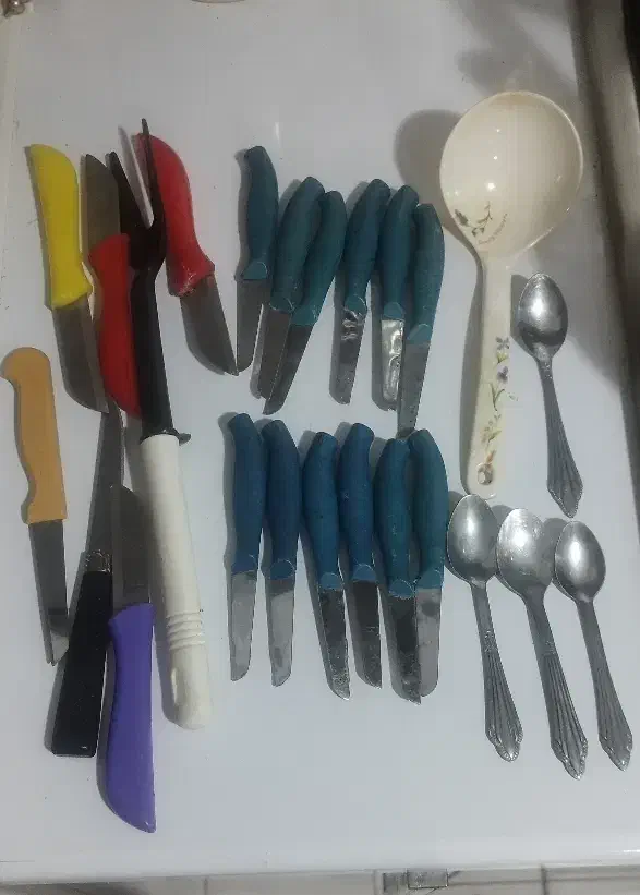 چاقو|کلکسیون اشیاء عتیقه|شاهینشهر, شهرک گلدیس|دیوار