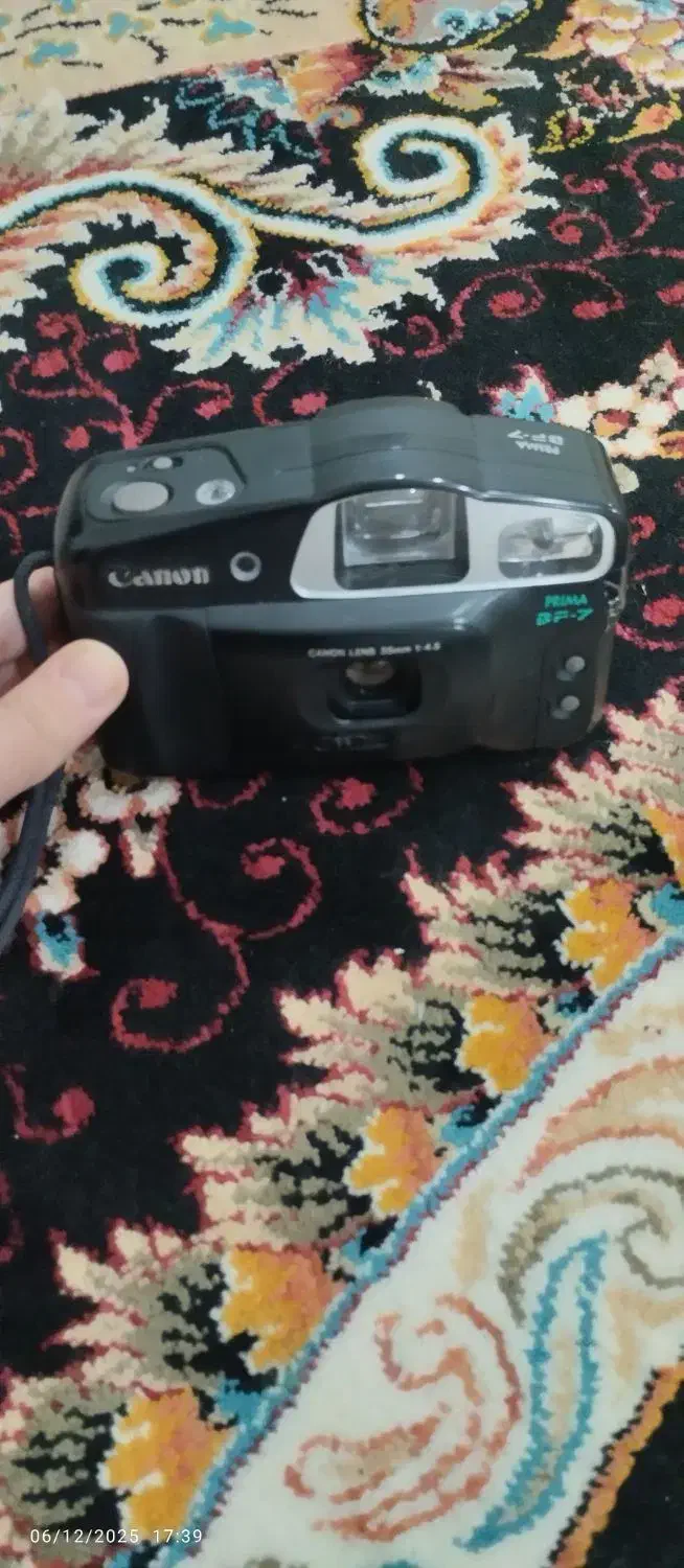 دوربین عکاسی سالمه سالم|دوربین عکاسی و فیلمبرداری|خرمآباد, |دیوار