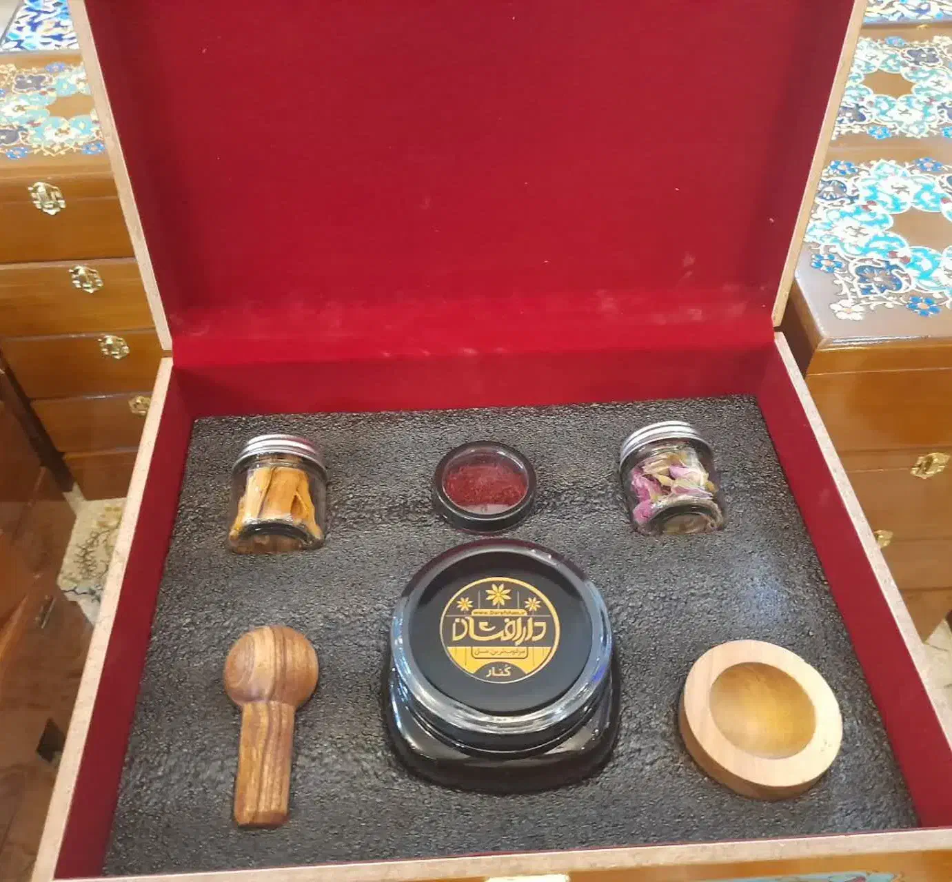 هدیه یلدا ویژه سازمان ها|صنایع دستی و سایر لوازم تزئینی|اصفهان, خانه اصفهان|دیوار