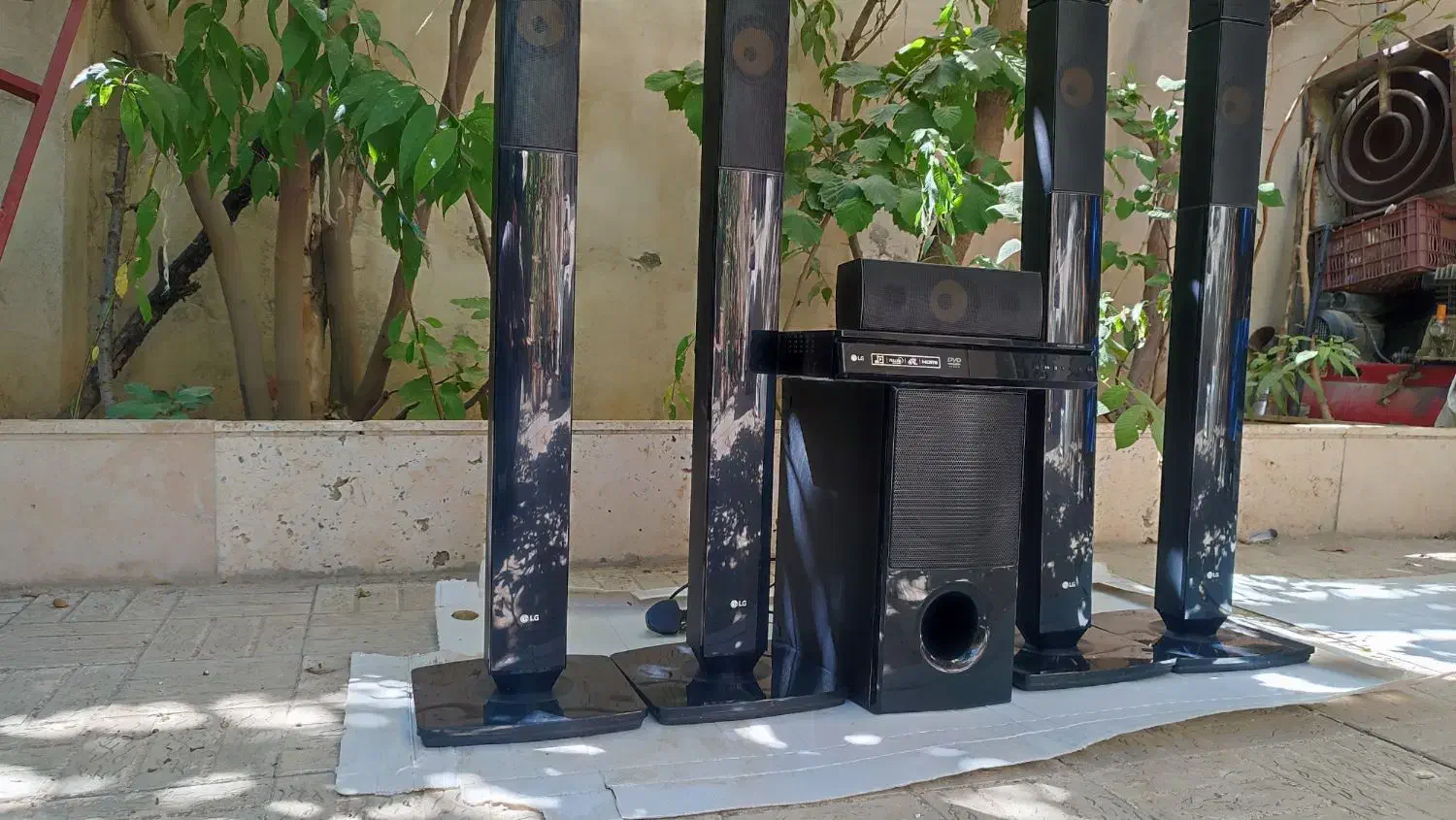 سینما خانگی الجی بلوتوث فابریک۱۰۰۰وات|سیستم صوتی خانگی|سنندج, |دیوار