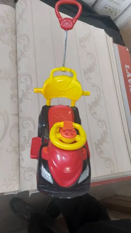 ماشین حمل کودک جنس خوب و محکم|اسباببازی|مشهد, انقلاب|دیوار