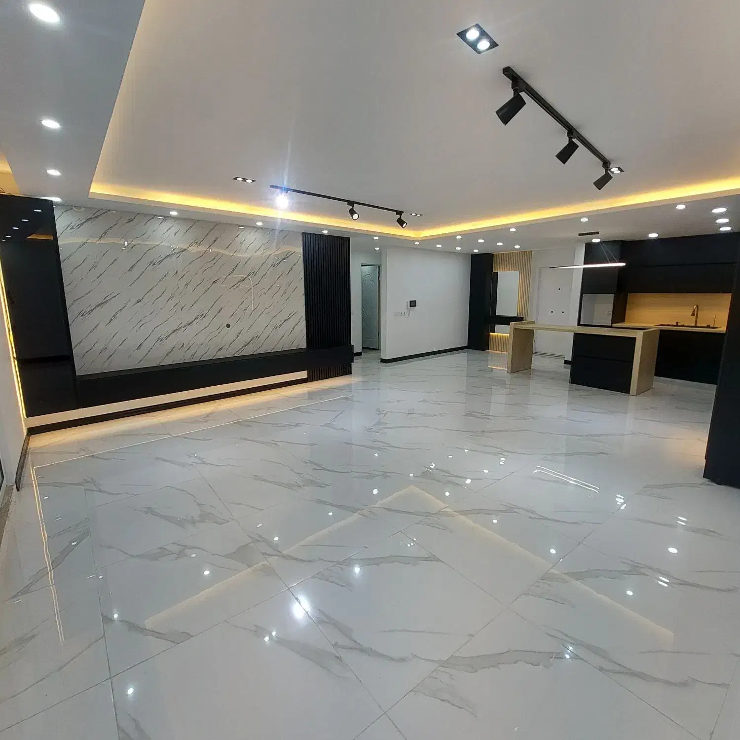 اجاره آپارتمان130متری/فول امکانات/خ امام|اجارهٔ آپارتمان|آستارا, |دیوار