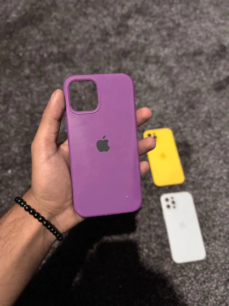 انواع قاب ۱۲پرو|لوازم جانبی موبایل و تبلت|رفسنجان, |دیوار