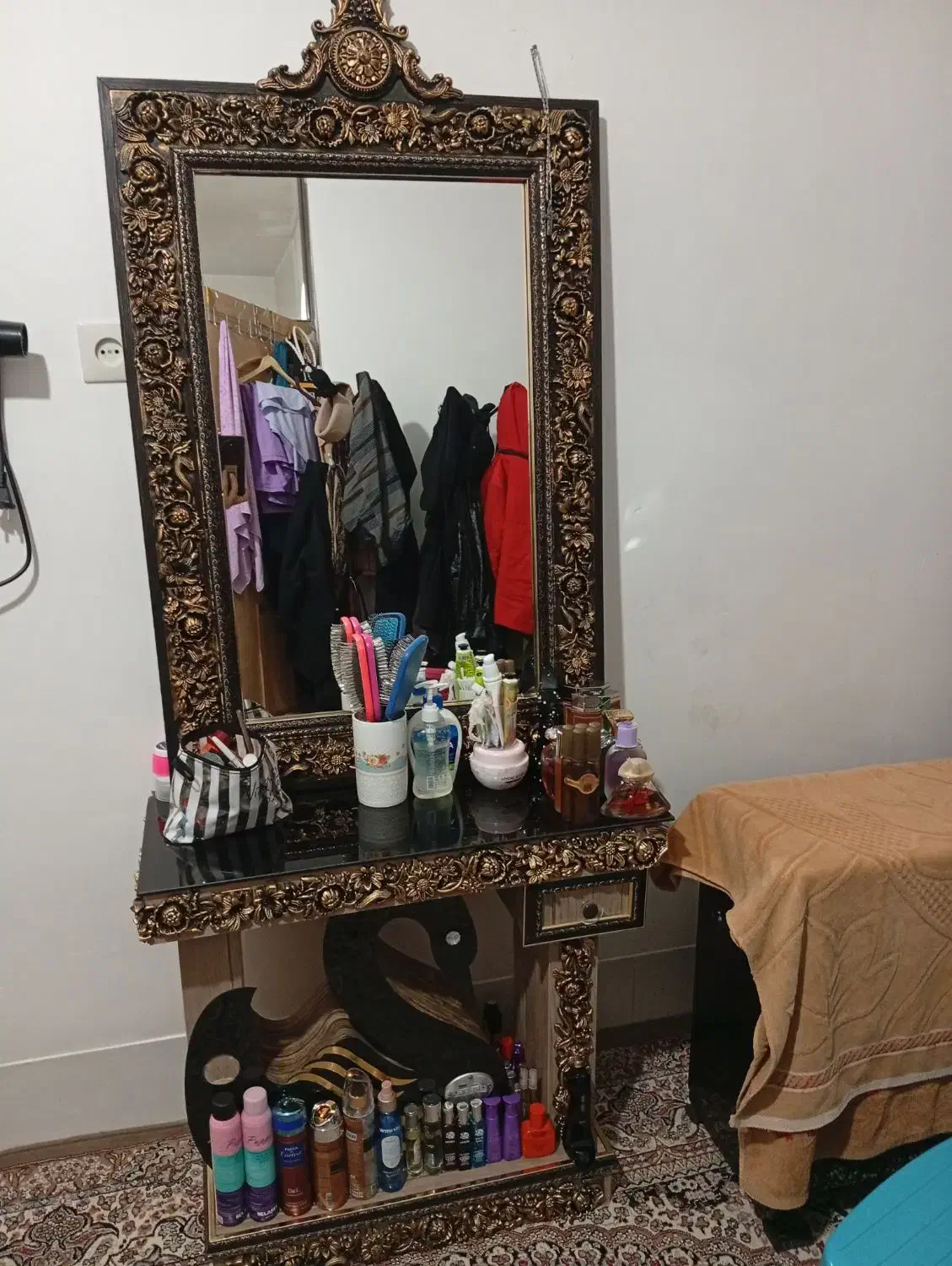 آیینه|آینه|لنجان, |دیوار