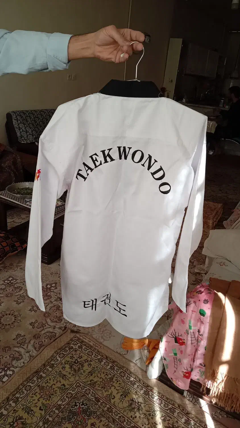 لباس. ورزش رزمی. نوی نو بفروش می رسد|تجهیزات ورزشی|خوانسار, |دیوار