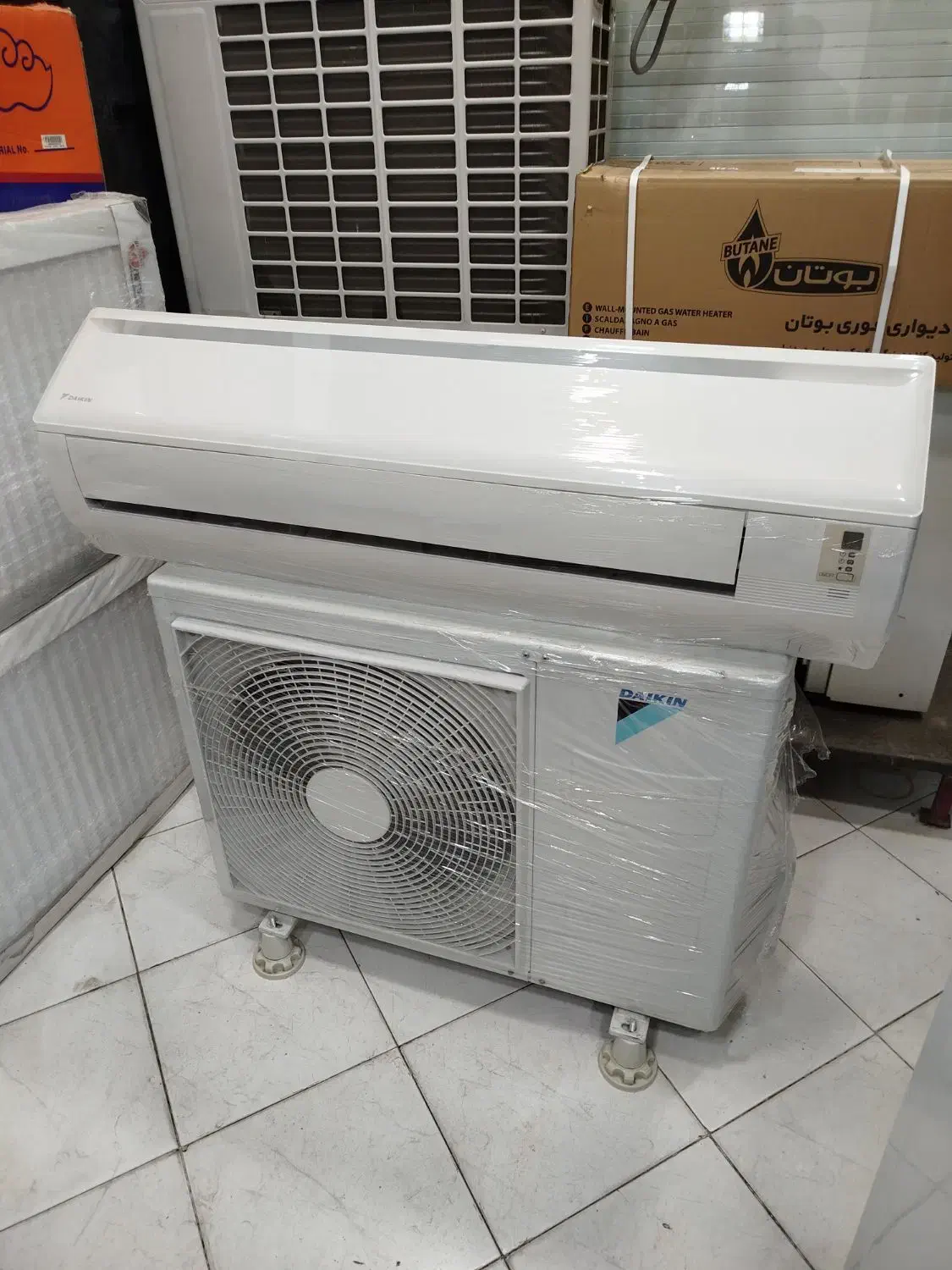 کولرگازی ۲۴هزار برند دایکین  موتورسنگین نقد اقساط|کولر گازی و فنکوئل|قم, زنبیل آباد|دیوار