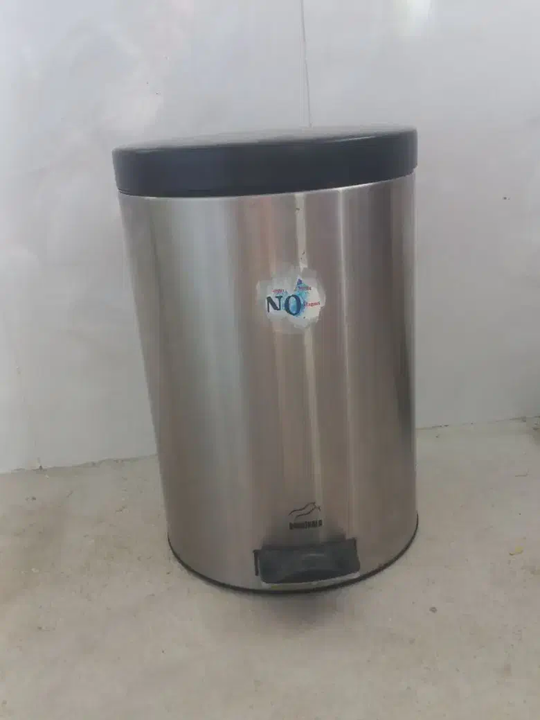 سطل زباله پدالی|لوازم نظافت|همدان, |دیوار