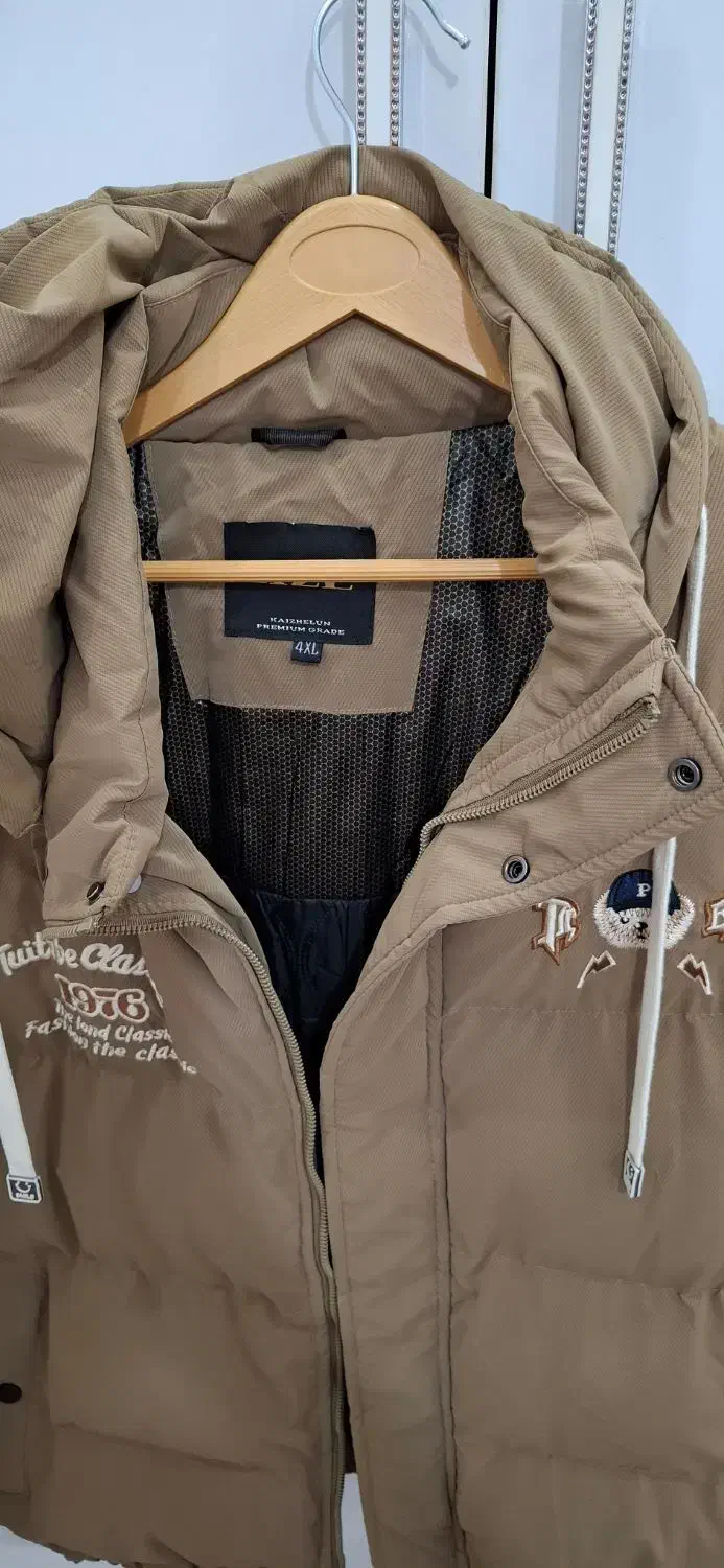 کاپشن خارجی وارداتی|لباس|رشت, چله خانه|دیوار