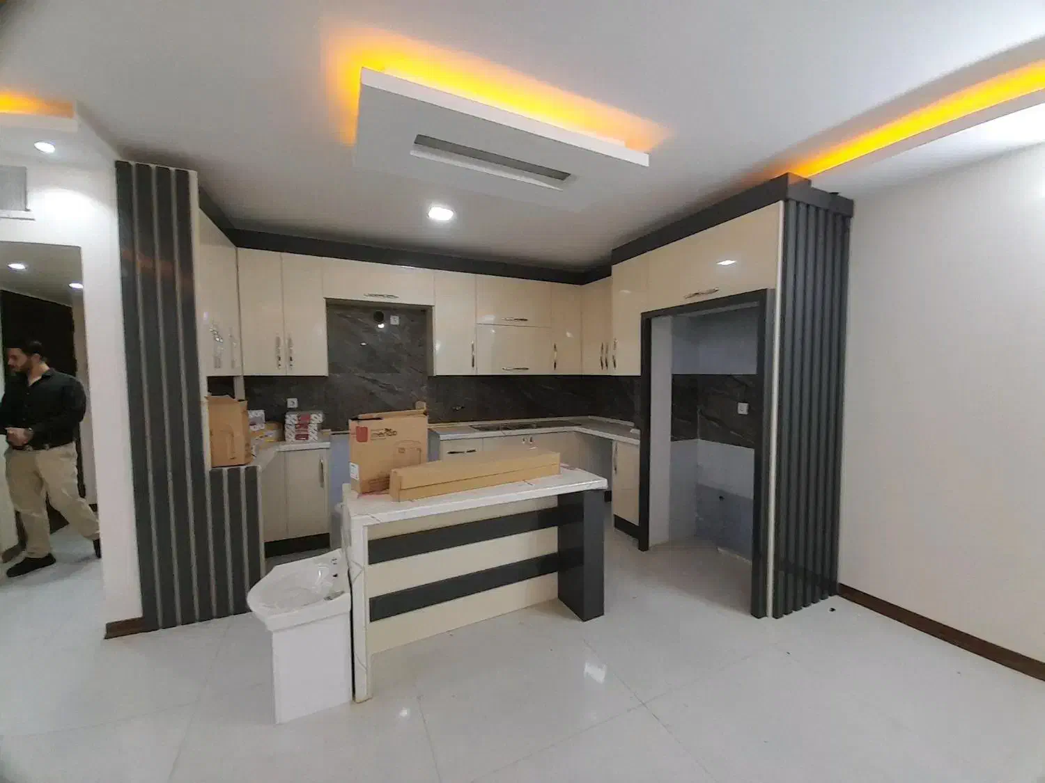 آپارتمان 80 متری/ تک واحدی/ابولحسنی|فروش آپارتمان|اصفهان, باغ کاران|دیوار