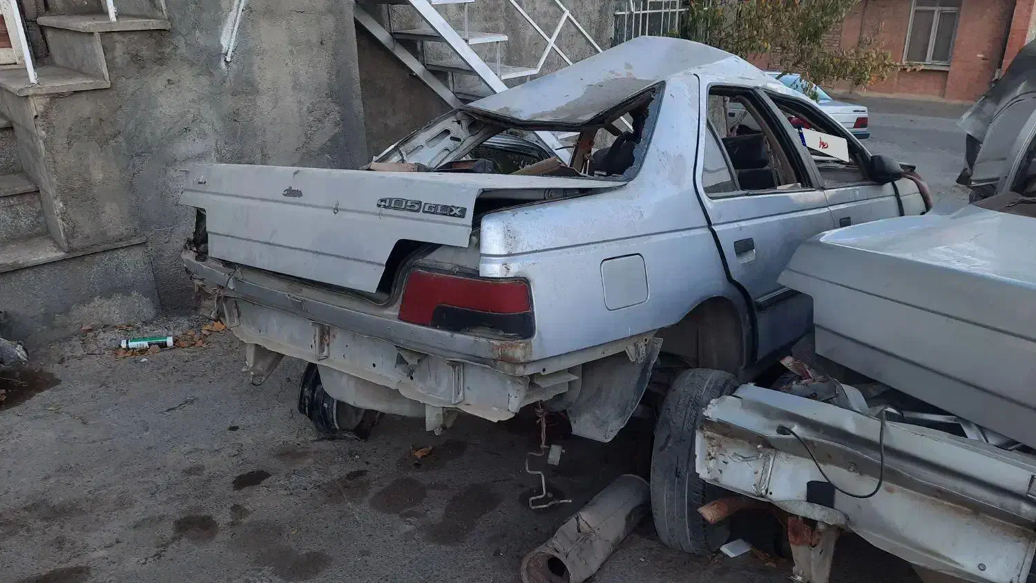 تصادفی بهنام|خودرو سواری و وانت|سقز, |دیوار