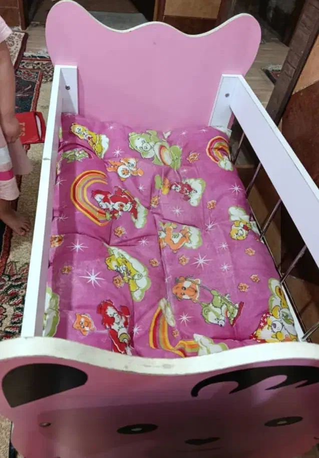تخت گهوارهای نوزاد تا۲سالگی|تخت و صندلی بچه|اهواز, کوی باهنر|دیوار