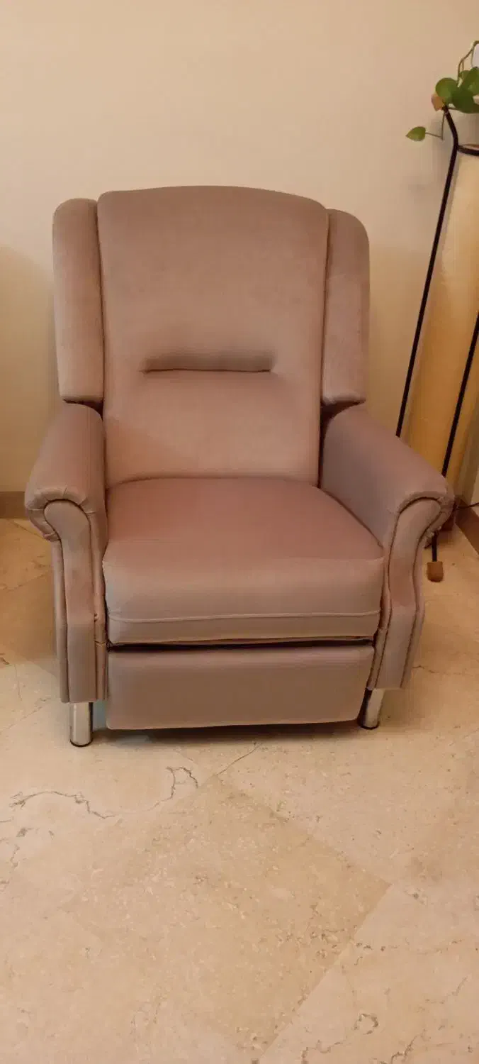 تعمیر ی مبلمان در منزل و محل کار|تخت و سرویس خواب|تهران, استقلال|دیوار