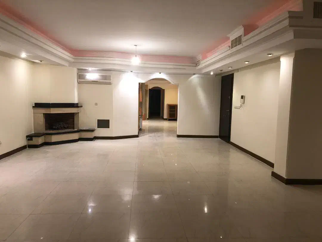 زعفرانیه ۲۰۰ متر بدون ویو عالی