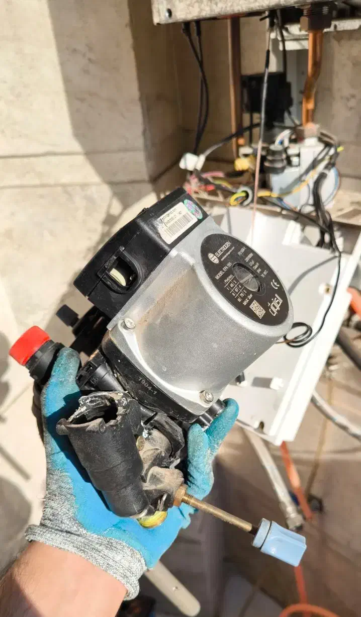 سرویس سالانه و تعمیرات پکیج های دیواری کل کرج|خدمات پیشه و مهارت|کرج, فاز ۳ مهرشهر|دیوار