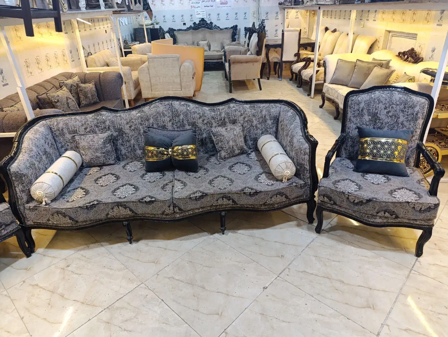 مبل فرانسوی|مبلمان خانگی و میز عسلی|مشهد, حسین‌آباد|دیوار