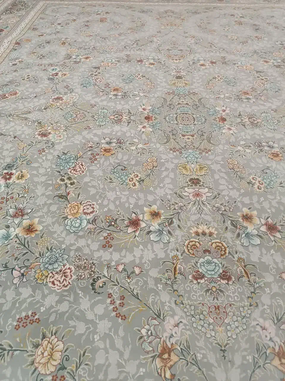 فرش ۹ متری ماشینی|فرش|قدس, شهر‌قدس|دیوار