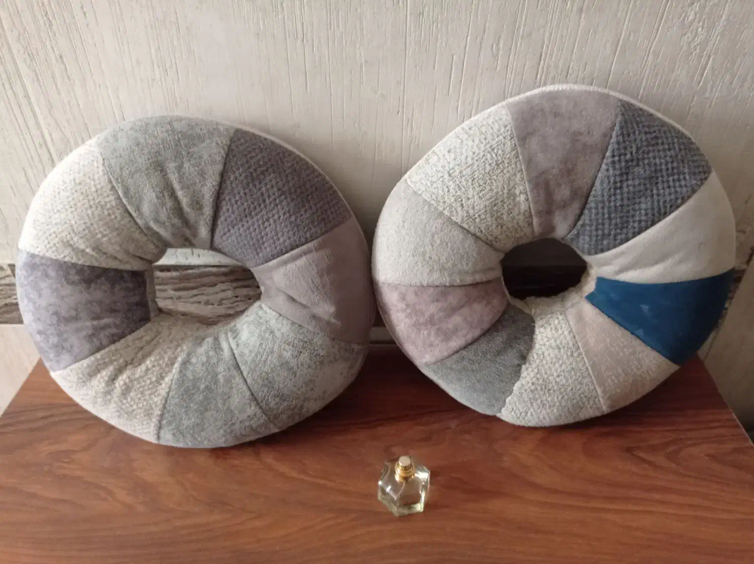 دوعدد ن بالشت نشیمن|مبلمان خانگی و میز عسلی|بانه, |دیوار