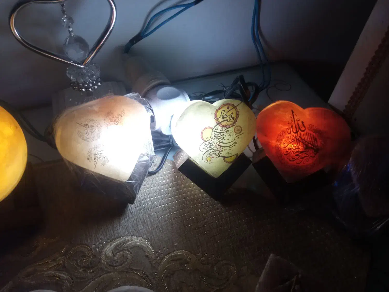 سنگ نمک های درمانی و تزیینی|صنایع دستی و سایر لوازم تزئینی|الشتر, |دیوار