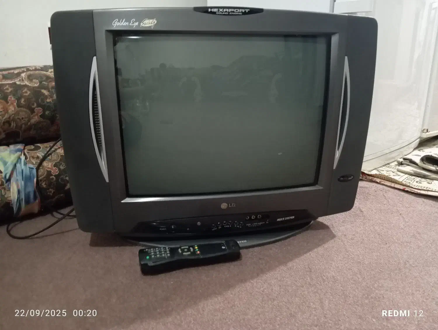 تلویزیون قدیمی|تلویزیون و پروژکتور|ارومیه, |دیوار