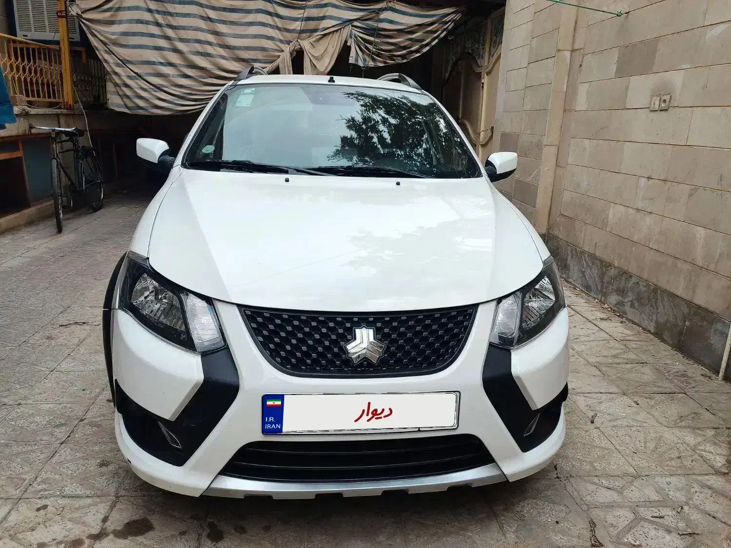 کوییک403|خودرو سواری و وانت|بروجرد, |دیوار