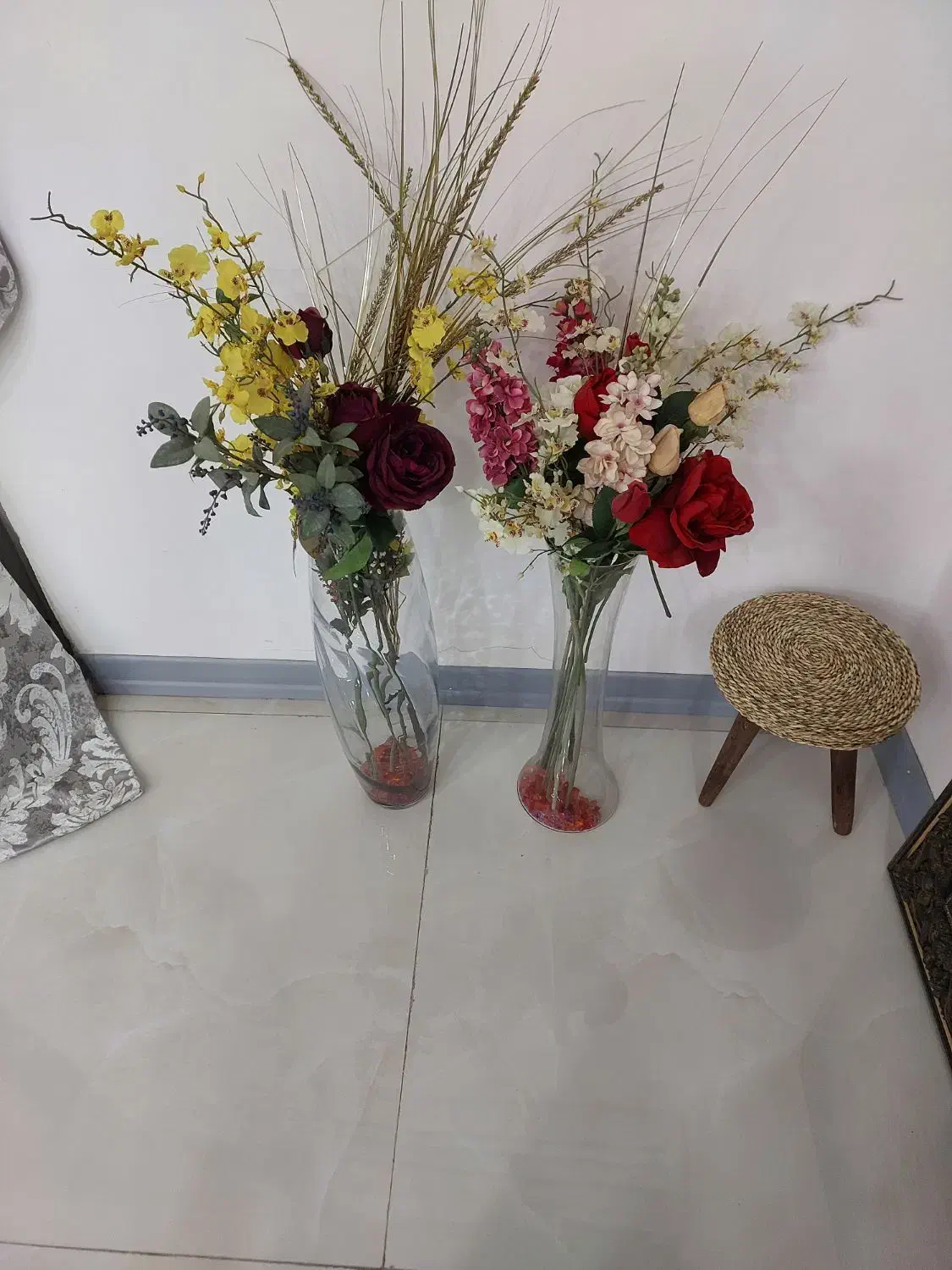 دوعدد گلدان کریستال  همراه با گل|صنایع دستی و سایر لوازم تزئینی|اهواز, آسیاباد|دیوار