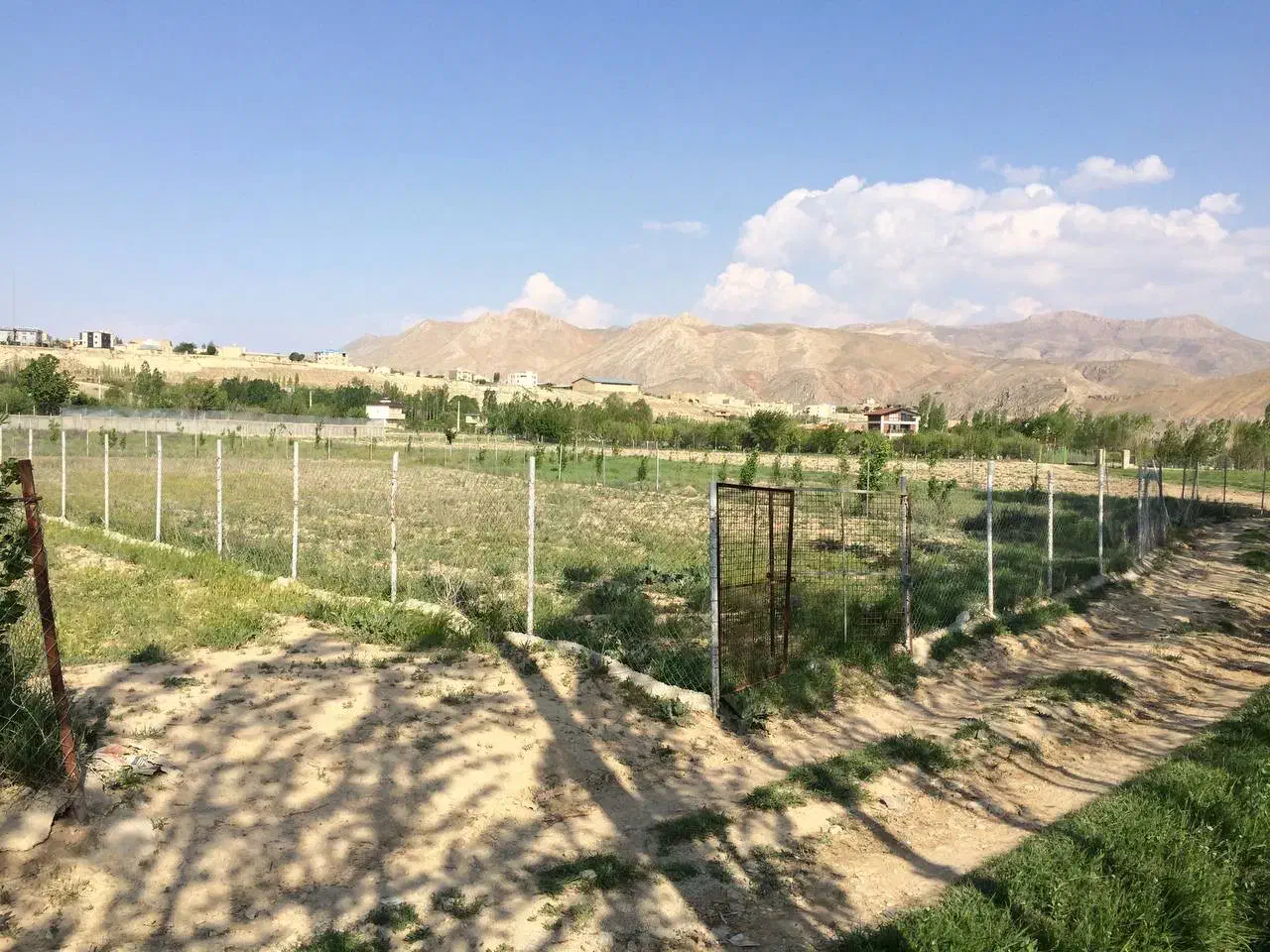 قطعه زمین ۸۵۰متری با سند تک برگ،قابل تهاتر با ملک|فروش زمین و ملک کلنگی|فیروزکوه, |دیوار