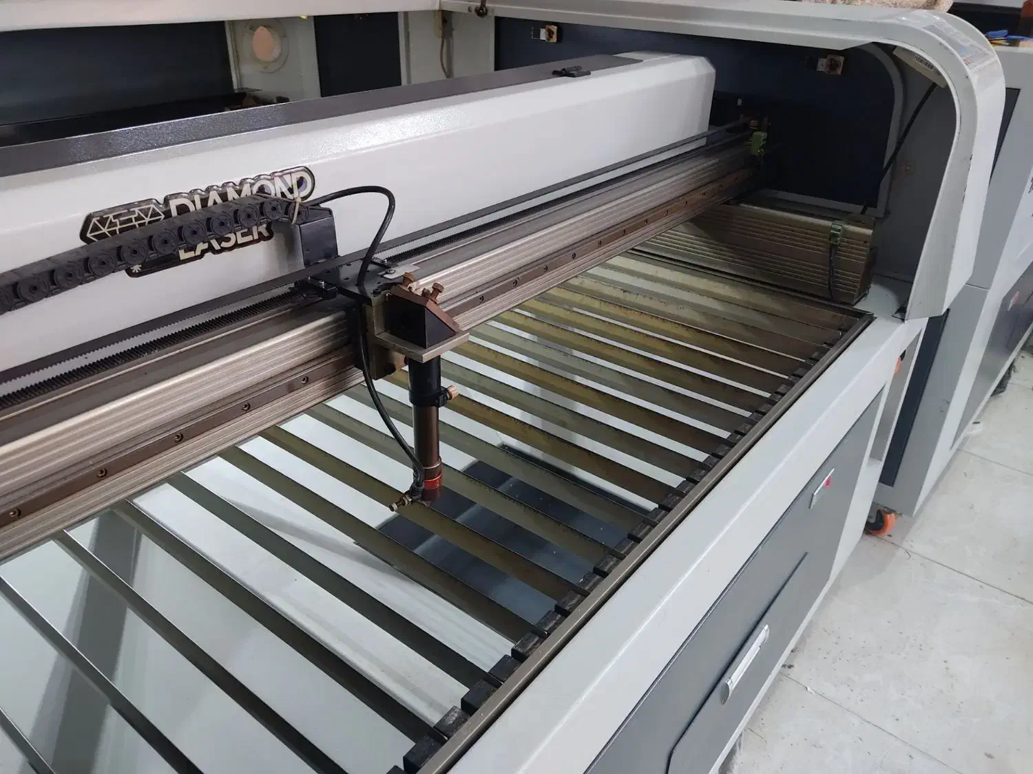 دستگاه برش لیزر دیموند|ماشینآلات صنعتی|اصفهان, براآن شمالی|دیوار