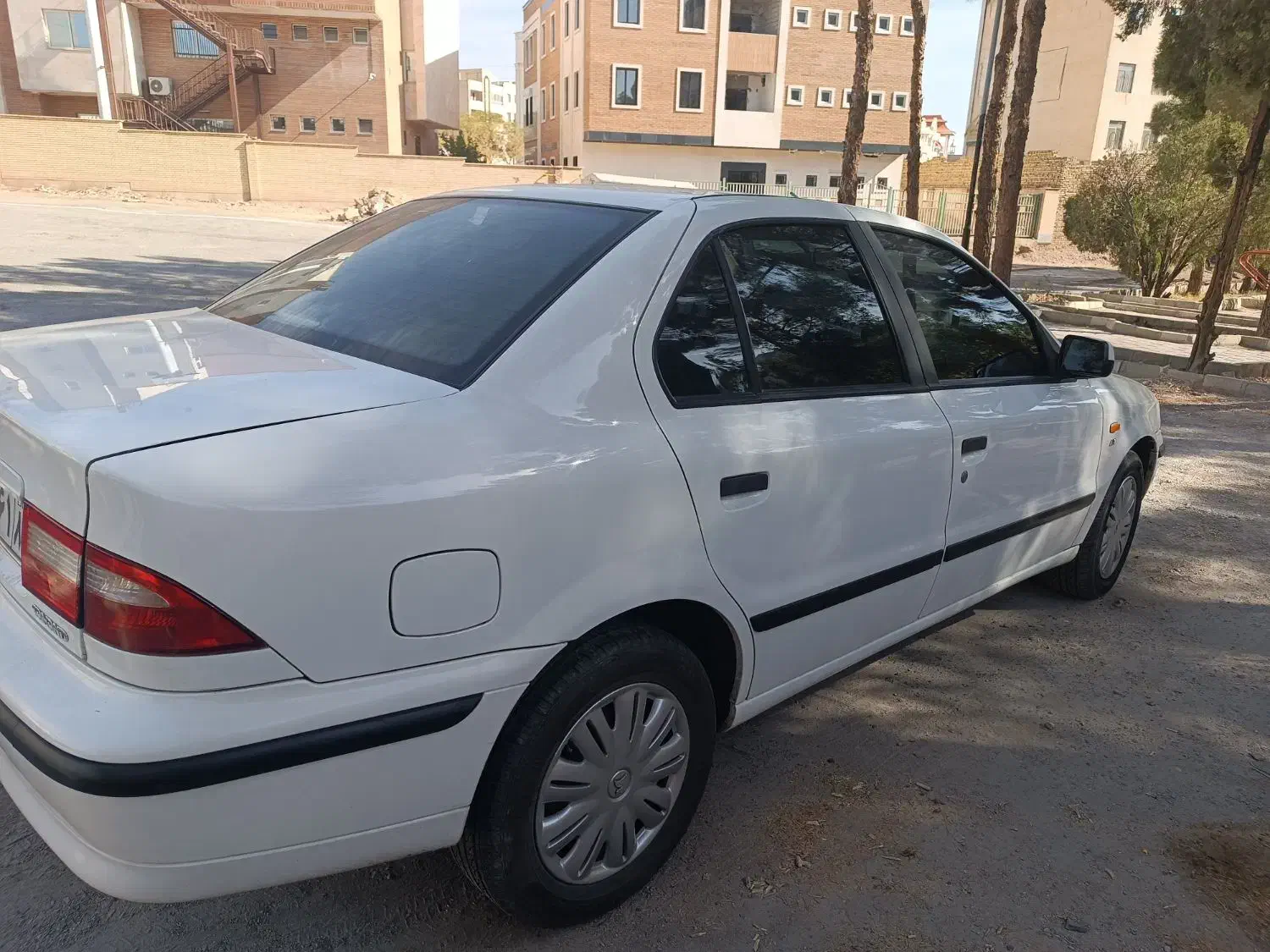 سمند if7 دوگانه سوز کارخانه مدل ۹۷ . رنگ سفید|خودرو سواری و وانت|سمنان, |دیوار