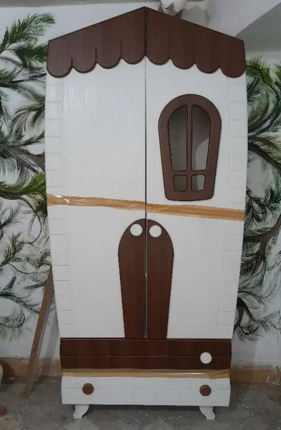 کمد و پاتختی بچه|اسباب و اثاث بچه|صومعه‌سرا, |دیوار