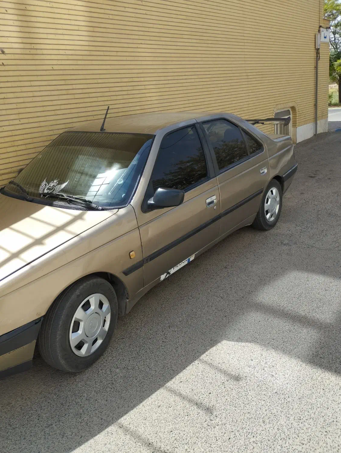 پژو 405 مدل 80|خودرو سواری و وانت|کاشان, امیرکبیر|دیوار