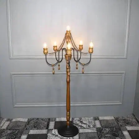 کنارسالنی شارلوت|چراغ خواب و آباژور|خرمآباد, |دیوار