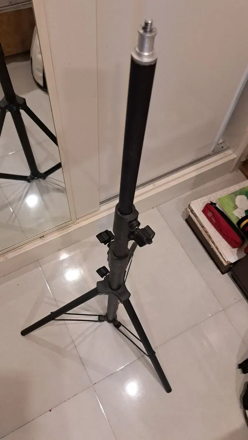 سه پایه رنگ لایت|لوازم جانبی موبایل و تبلت|کرج, کوی کارمندان شمالی|دیوار