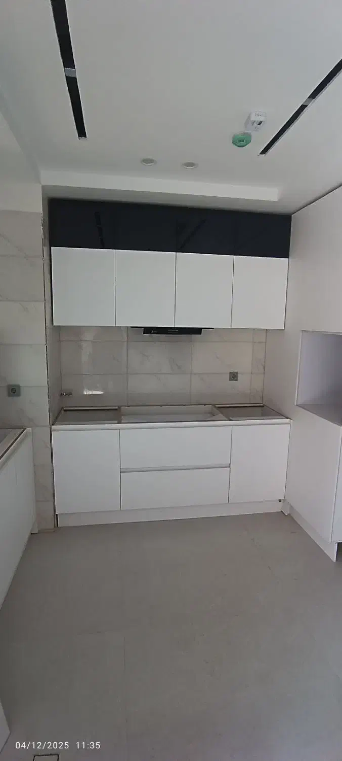 اختیاریه، 135متر ، نوساز