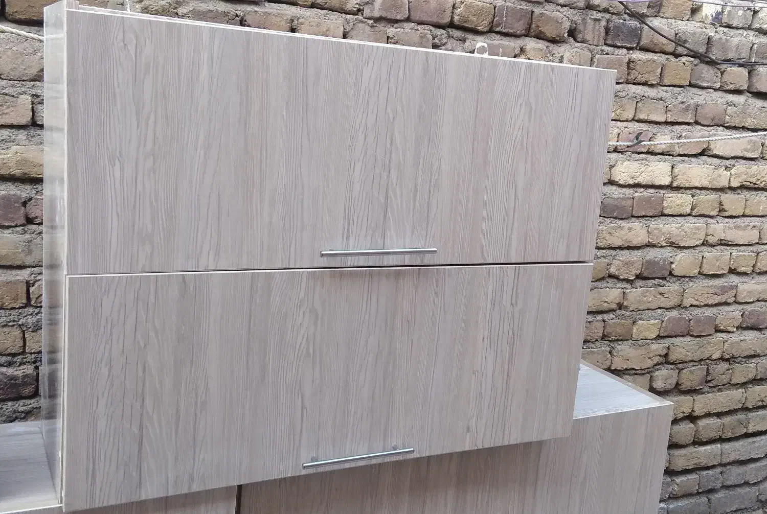 آبچکان|آب‌چکان و نظم‌دهنده ظروف|ارومیه, |دیوار