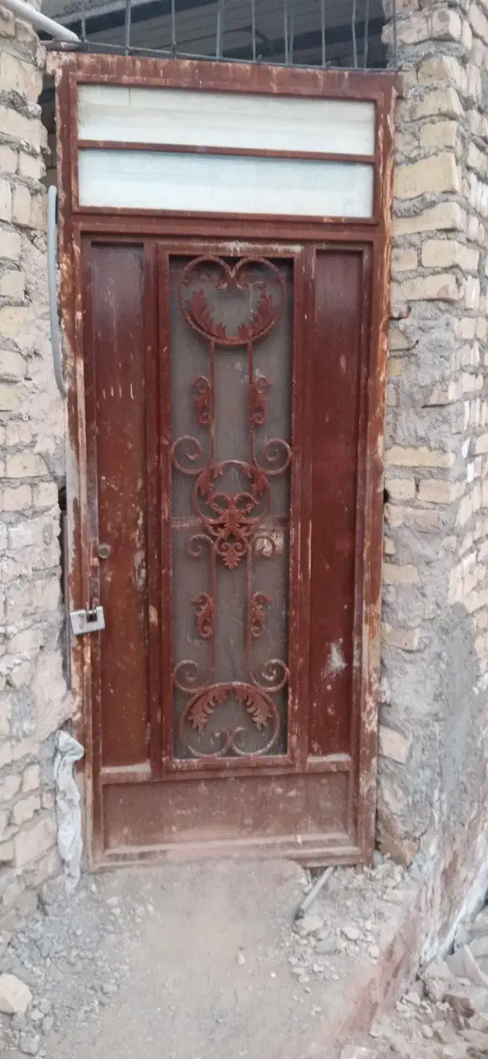 در یک متر سنگین|مصالح و تجهیزات ساختمان|قم, ولیعصر|دیوار