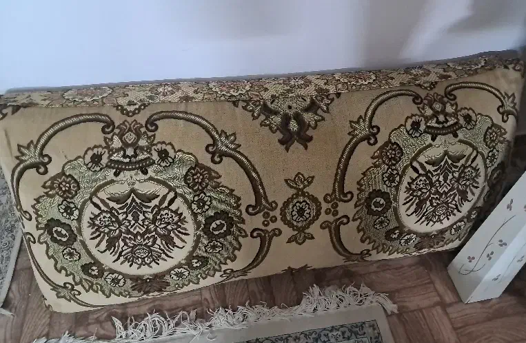 یک جفت پشتی|پشتی|اراک, |دیوار