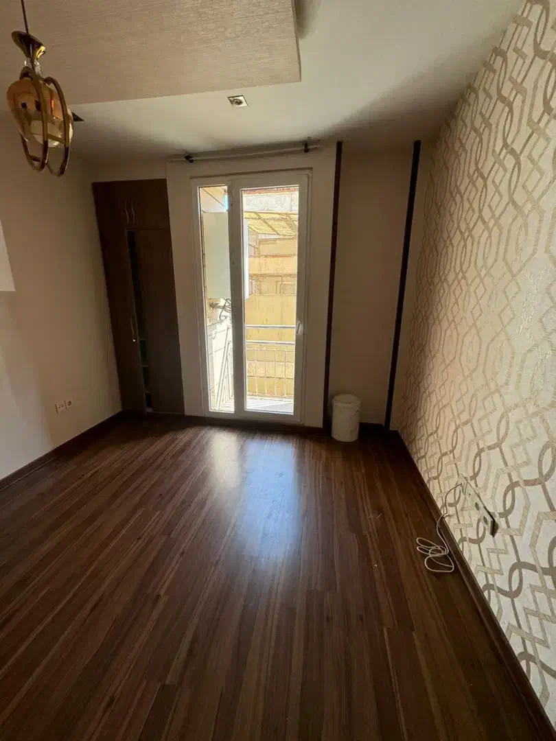 ۱۵۵متر ۳خواب / خوش نقشه / دسترسی عالی