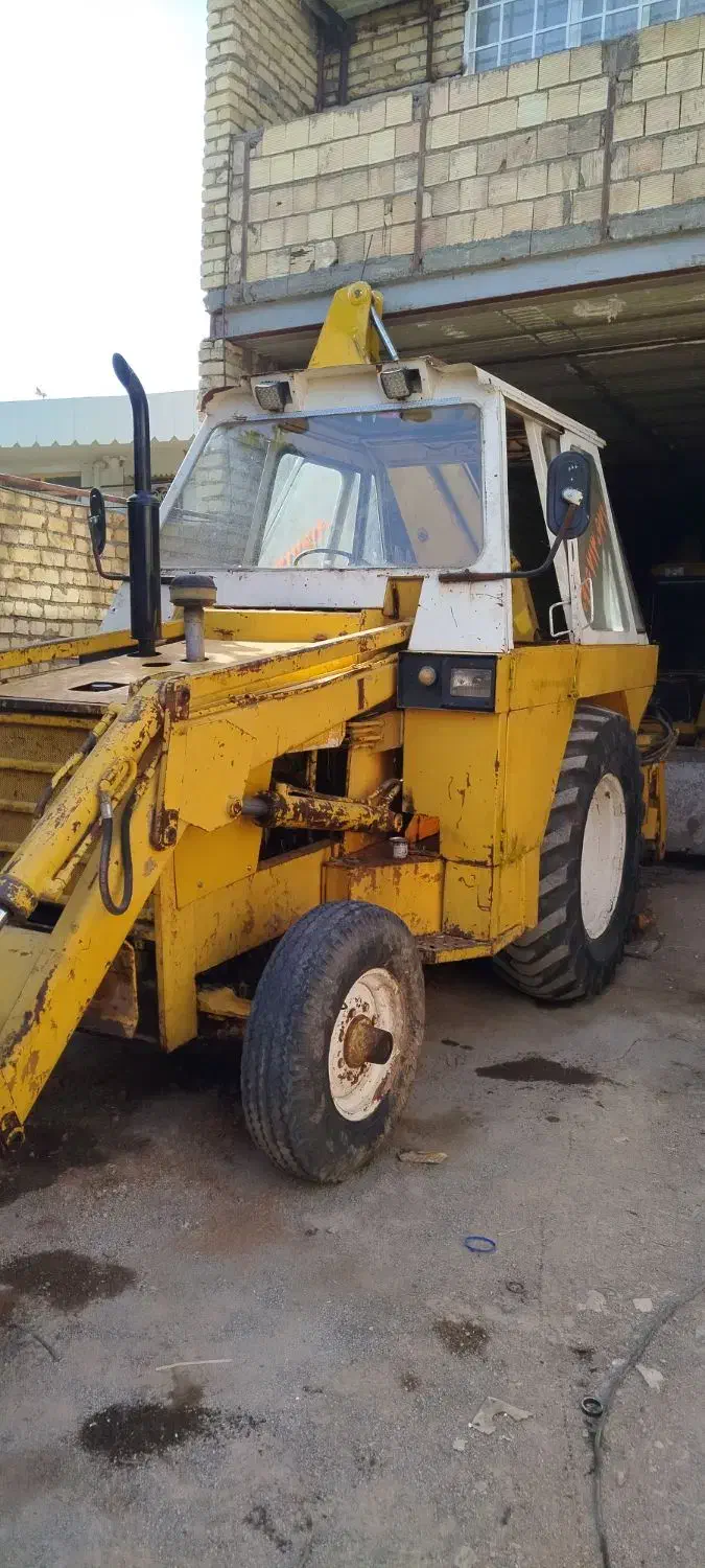 بیل  بکهو مدل ۷۲|خودرو سنگین|اندیشه, اندیشه فاز ۳|دیوار