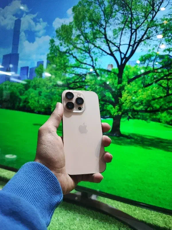 iPhone 16 pro|موبایل|اراک, |دیوار