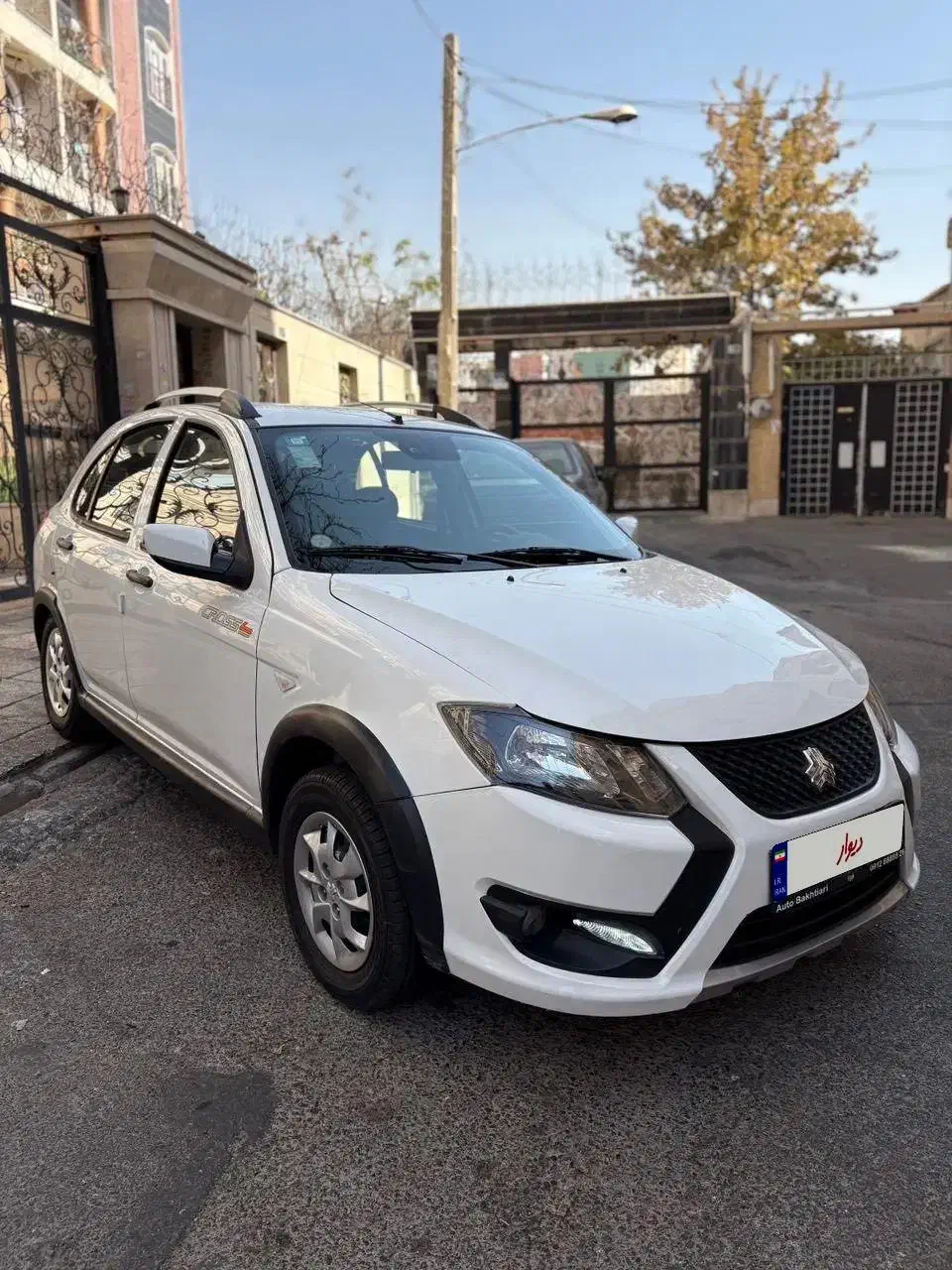 کوییک مدل ۴۰۲|خودرو سواری و وانت|یزد, |دیوار