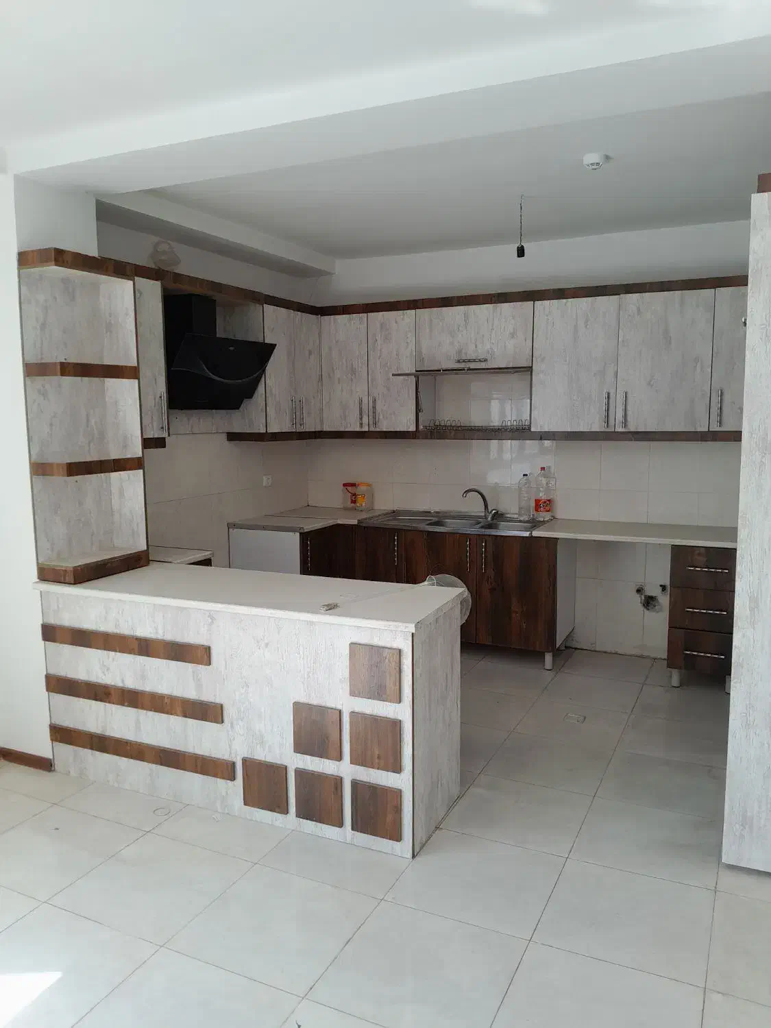 آپارتمان ۱۳۰متری پارکینگ اختصاصی|اجارهٔ آپارتمان|محمدشهر, محمدشهر|دیوار