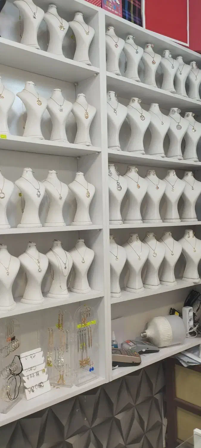 بدلیجات ساعت عینک اکسسوری جواهرات زیورآلات مانکن|فروشگاه و مغازه|کرج, عظیمیه|دیوار