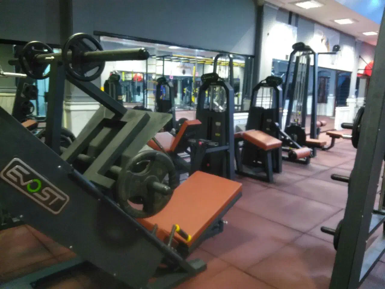 فروش وسایل باشگاه بدنسازی در مشهد|تجهیزات ورزشی|مشهد, احمدآباد|دیوار