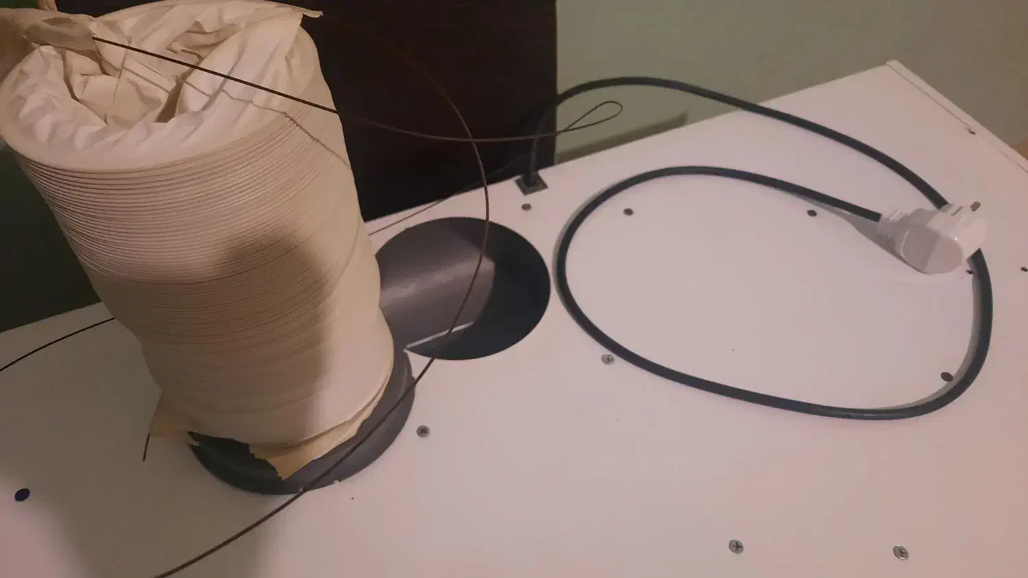 هود قدیمی آشپزخانه|هود|میانه, |دیوار