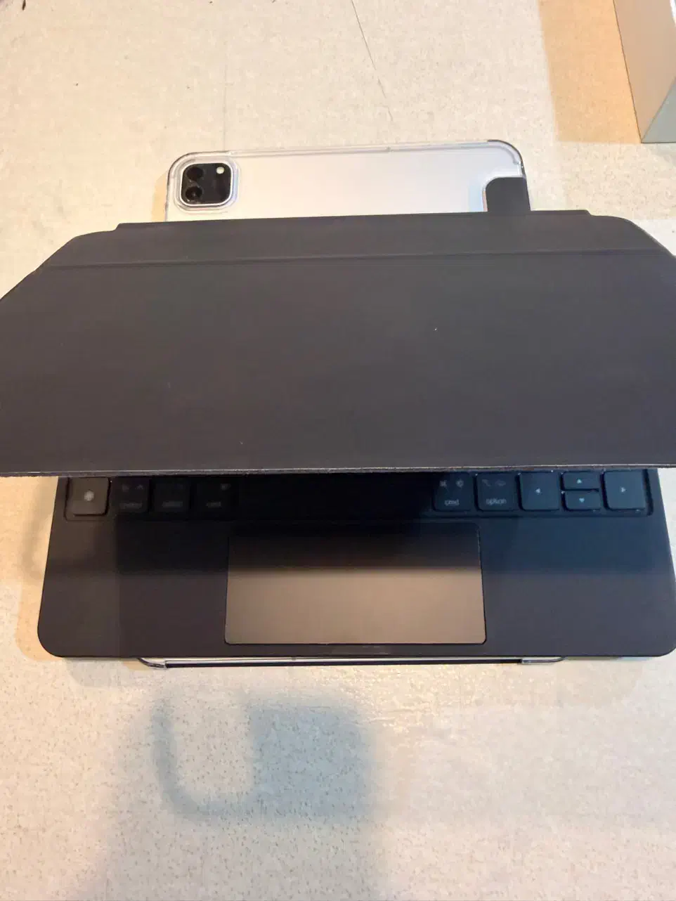 آیپد پرو ۲۰۲۰ حافظه ۵۱۲ گیگ سیم کارت خور|تبلت|مشهد, کوه سنگی|دیوار