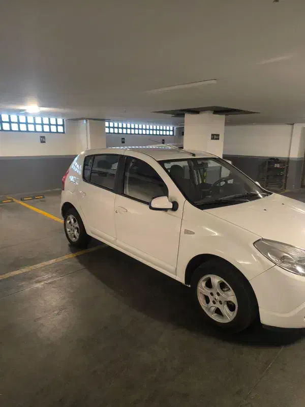 ساندرو اتومات مدل 1395 کارنامه|خودرو سواری و وانت|تهران, باغ فردوس|دیوار