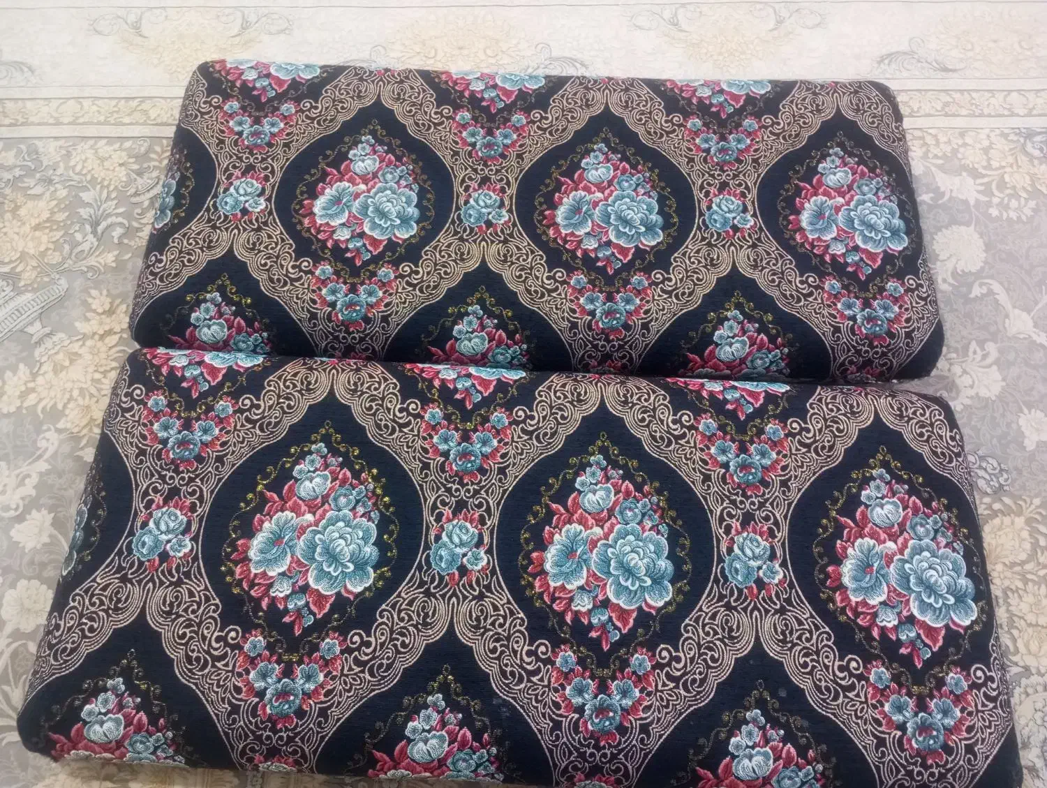 پشتی|پشتی|نجف‌آباد, حومه نجف آباد|دیوار