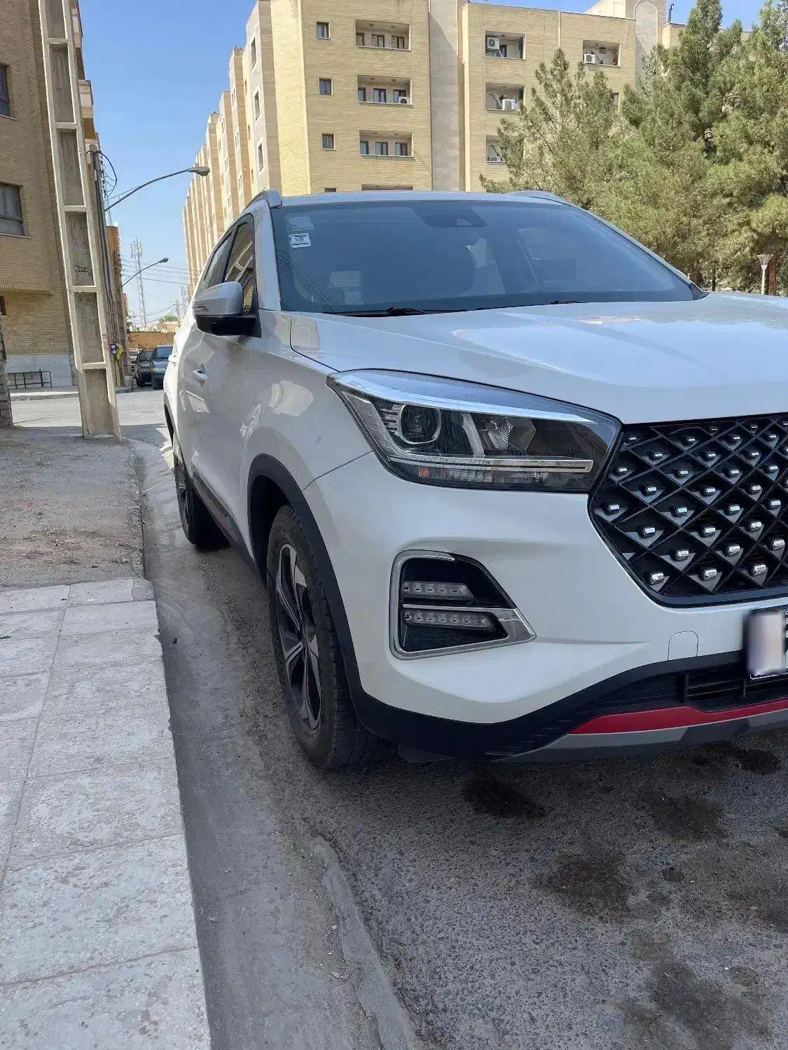 X55pro-1402-درحدخشک|خودرو سواری و وانت|قم, شاه سید علی|دیوار